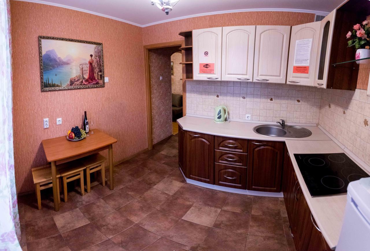 Apartment On Permyakova 76 Ťumeň Exteriér fotografie